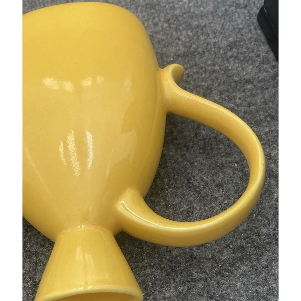 Lindt-Stymeist Colorways Yellow Cruet Oil Vinegar Pitcher Blue Lid MCM Japan